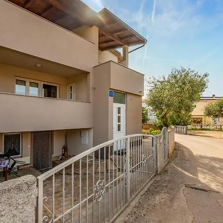 1 Bedroom Amazing In * Vir
