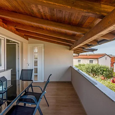 1 Bedroom Amazing In * Vir